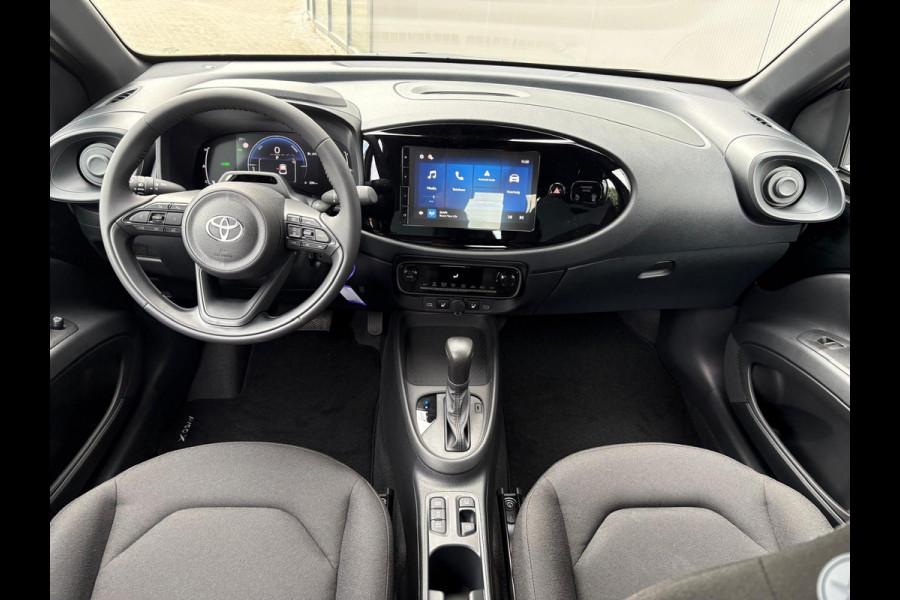 Toyota Aygo X Hybrid 116PK Active Automaat Nieuw uit voorraad! Camera/Stoelverwarming/Adapt.Cruise/ Carplay-Android