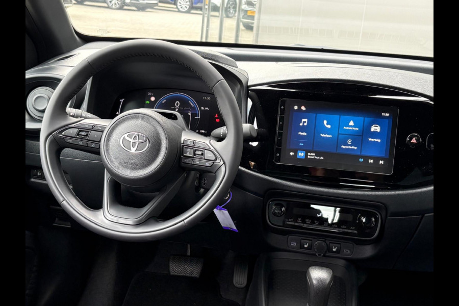 Toyota Aygo X Hybrid 116PK Active Automaat Nieuw uit voorraad! Camera/Stoelverwarming/Adapt.Cruise/ Carplay-Android