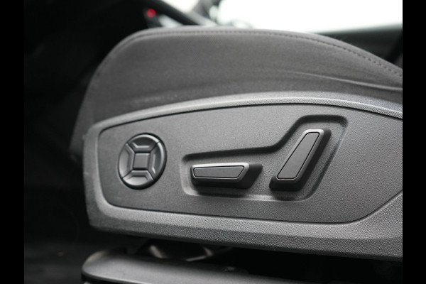 Audi Q4 e-tron 40 Edition 77 kWh 204pk Dealer O.H. | SOH 95,7% | Adaptive Cruise | Head Up | Camera | Sportstoelen Memory & Verwarmd | Stuur Verwarmd | Apple Carplay | Navigatie | DAB | 19"L.M |