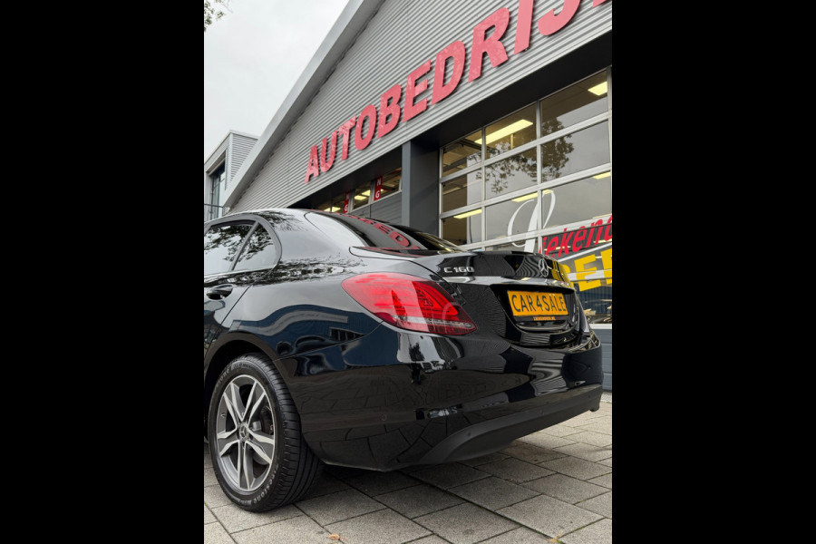 Mercedes-Benz C-Klasse 160 Sport Edition AUTOMAAT I Navigatie / Apple CarPlay I Sport interieur I Stoel verwarming I LED I PDC ..