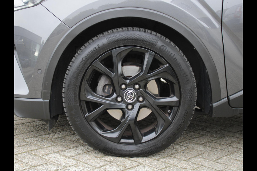 Toyota C-HR 1.8 Hybrid Bi-Tone | TREKHAAK | LED KOPLAMPEN | STUUR & STOELVERWARMING |