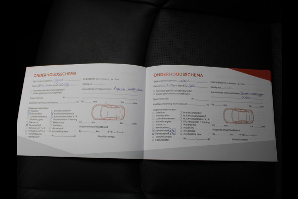 Toyota C-HR 1.8 Hybrid Bi-Tone | TREKHAAK | LED KOPLAMPEN | STUUR & STOELVERWARMING |