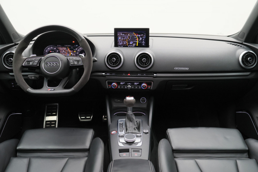 Audi RS3 Sportback 2.5 TFSI Quattro Panoramadak, Virtual Cokcpit, Leer, ACC, B&O, Apple CarPlay, Camera, Keyless, 19"