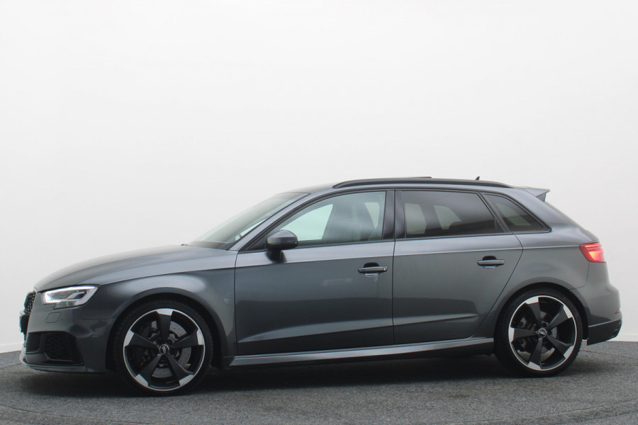 Audi RS3 Sportback 2.5 TFSI Quattro Panoramadak, Virtual Cokcpit, Leer, ACC, B&O, Apple CarPlay, Camera, Keyless, 19"
