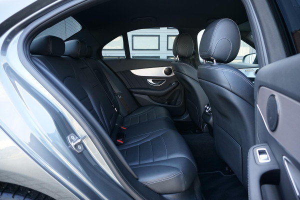 Mercedes-Benz C-Klasse 180 Business Solution AMG + CAMERA / LEDER / MULTIBEAM LED / DODEHOEK