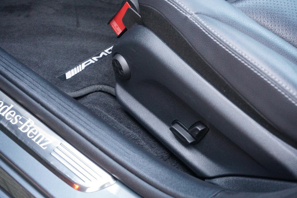 Mercedes-Benz C-Klasse 180 Business Solution AMG + CAMERA / LEDER / MULTIBEAM LED / DODEHOEK