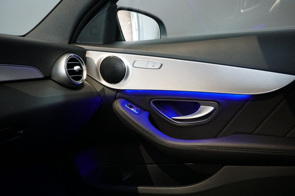 Mercedes-Benz C-Klasse 180 Business Solution AMG + CAMERA / LEDER / MULTIBEAM LED / DODEHOEK