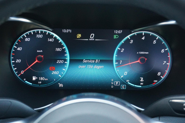 Mercedes-Benz C-Klasse 180 Business Solution AMG + CAMERA / LEDER / MULTIBEAM LED / DODEHOEK