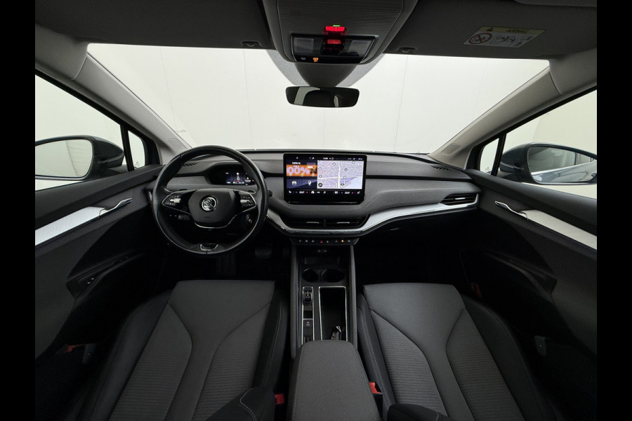 Škoda ENYAQ iV 80 204PK SOH 90% Panoramadak Adap.Cruise Warmtepomp 3-Zone Ecc Stuur+Stoelverwarming Camera Assistentie Pakket Plus Comfort Plus Lmv 20" Apple Carplay Android Auto Draadloze telefoonlader Elek.Achterklep Privacy Glas Dealeronderhouden 1e Eigenaar