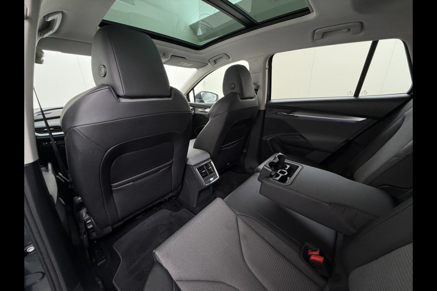 Škoda ENYAQ iV 80 204PK SOH 90% Panoramadak Adap.Cruise Warmtepomp 3-Zone Ecc Stuur+Stoelverwarming Camera Assistentie Pakket Plus Comfort Plus Lmv 20" Apple Carplay Android Auto Draadloze telefoonlader Elek.Achterklep Privacy Glas Dealeronderhouden 1e Eigenaar