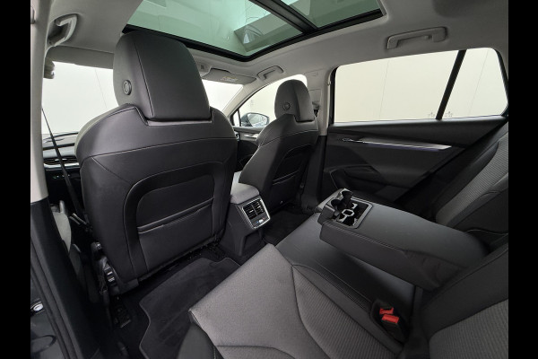 Škoda ENYAQ iV 80 204PK SOH 90% Panoramadak Adap.Cruise Warmtepomp 3-Zone Ecc Stuur+Stoelverwarming Camera Assistentie Pakket Plus Comfort Plus Lmv 20" Apple Carplay Android Auto Draadloze telefoonlader Elek.Achterklep Privacy Glas Dealeronderhouden 1e Eigenaar