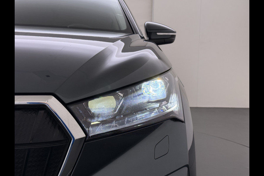 Škoda ENYAQ iV 80 204PK SOH 90% Panoramadak Adap.Cruise Warmtepomp 3-Zone Ecc Stuur+Stoelverwarming Camera Assistentie Pakket Plus Comfort Plus Lmv 20" Apple Carplay Android Auto Draadloze telefoonlader Elek.Achterklep Privacy Glas Dealeronderhouden 1e Eigenaar