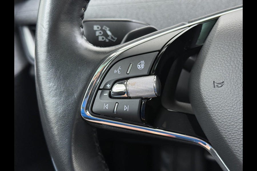 Škoda ENYAQ iV 80 204PK SOH 90% Panoramadak Adap.Cruise Warmtepomp 3-Zone Ecc Stuur+Stoelverwarming Camera Assistentie Pakket Plus Comfort Plus Lmv 20" Apple Carplay Android Auto Draadloze telefoonlader Elek.Achterklep Privacy Glas Dealeronderhouden 1e Eigenaar