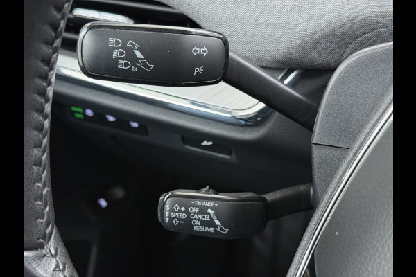 Škoda ENYAQ iV 80 204PK SOH 90% Panoramadak Adap.Cruise Warmtepomp 3-Zone Ecc Stuur+Stoelverwarming Camera Assistentie Pakket Plus Comfort Plus Lmv 20" Apple Carplay Android Auto Draadloze telefoonlader Elek.Achterklep Privacy Glas Dealeronderhouden 1e Eigenaar