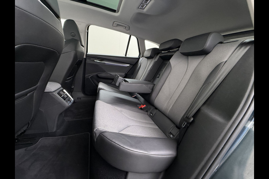 Škoda ENYAQ iV 80 204PK SOH 90% Panoramadak Adap.Cruise Warmtepomp 3-Zone Ecc Stuur+Stoelverwarming Camera Assistentie Pakket Plus Comfort Plus Lmv 20" Apple Carplay Android Auto Draadloze telefoonlader Elek.Achterklep Privacy Glas Dealeronderhouden 1e Eigenaar