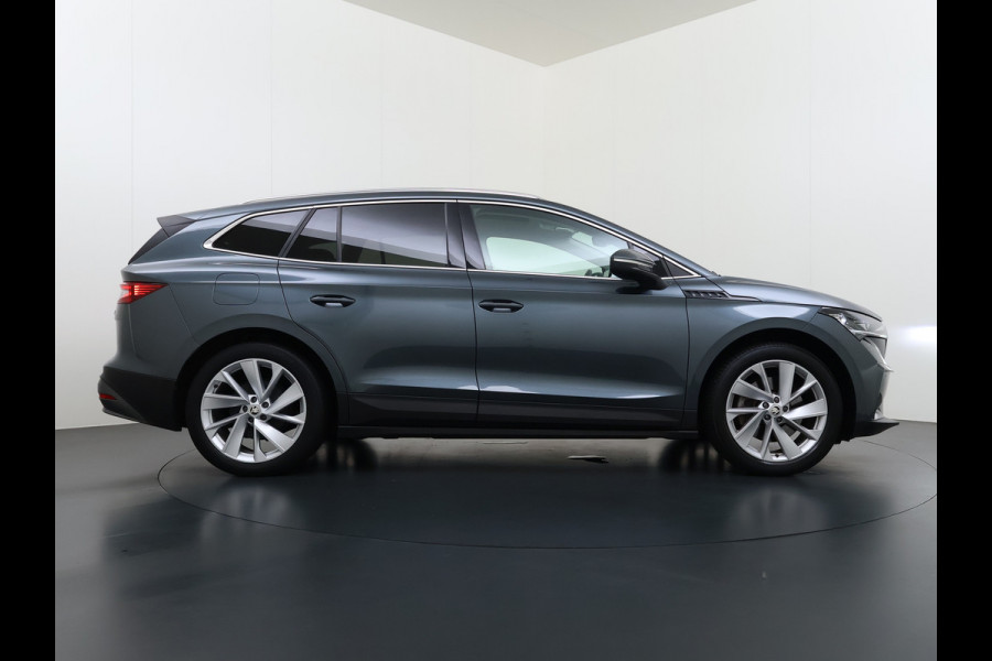 Škoda ENYAQ iV 80 204PK SOH 90% Panoramadak Adap.Cruise Warmtepomp 3-Zone Ecc Stuur+Stoelverwarming Camera Assistentie Pakket Plus Comfort Plus Lmv 20" Apple Carplay Android Auto Draadloze telefoonlader Elek.Achterklep Privacy Glas Dealeronderhouden 1e Eigenaar