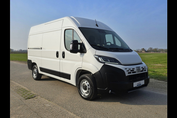 Fiat Ducato 35 2.2 MultiJet L2H2 - 140 Pk - Euro 6 - Groot Scherm - Navi - ParkeerCamera - Airco - Cruise Control