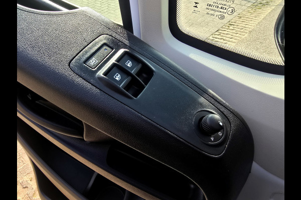 Fiat Ducato 35 2.2 MultiJet L2H2 - 140 Pk - Euro 6 - Groot Scherm - Navi - ParkeerCamera - Airco - Cruise Control