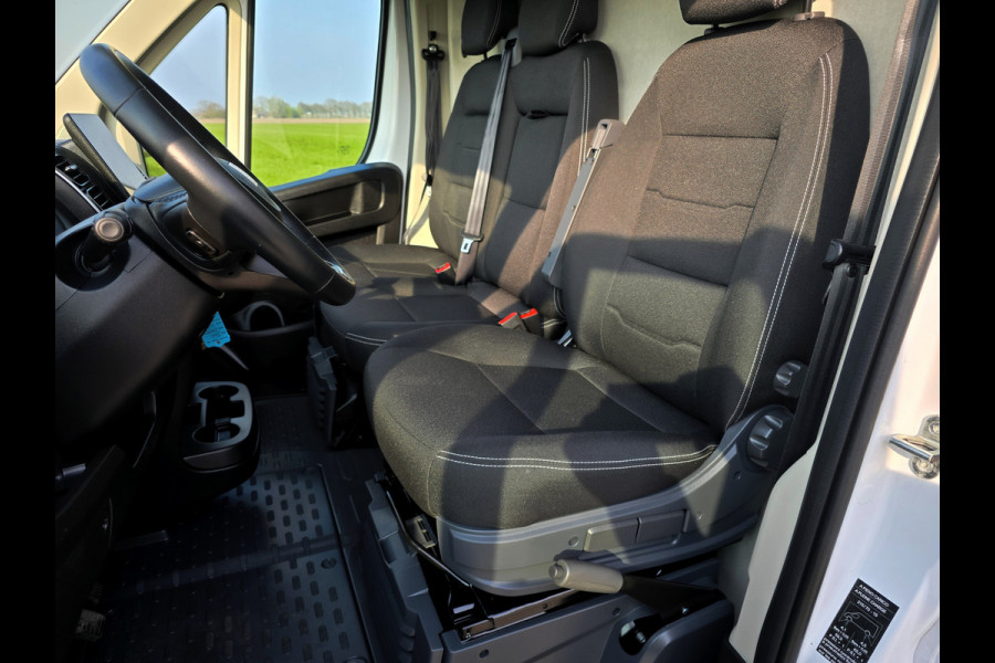 Fiat Ducato 35 2.2 MultiJet L2H2 - 140 Pk - Euro 6 - Groot Scherm - Navi - ParkeerCamera - Airco - Cruise Control