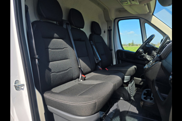 Fiat Ducato 2.2 MultiJet L2 H2 3.5t - 140 Pk - Euro 6 - Groot Scherm - Navi - ParkeerCamera - Airco - Cruise Control