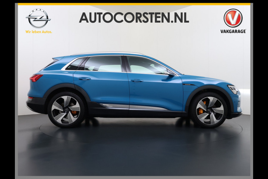 Audi e-tron 55 Quattro Advanced Pro Line Plus Edition One 95kWh SOH 91% 408PK Virtual Mirrors Bang&Olufsen® Trekhaak Panoramadak Leder+Geven Apple Carplay Android Auto Tour pakket DAB Elek.Achterklep Akoestisch zijruiten Matrix-Led Lmv 20" Luchtvering 1.800KG Trekgewicht