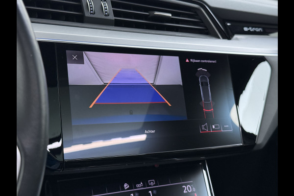 Audi e-tron 55 Quattro Advanced Pro Line Plus Edition One 95kWh SOH 91% 408PK Virtual Mirrors Bang&Olufsen® Trekhaak Panoramadak Leder+Geven Apple Carplay Android Auto Tour pakket DAB Elek.Achterklep Akoestisch zijruiten Matrix-Led Lmv 20" Luchtvering 1.800KG Trekgewicht