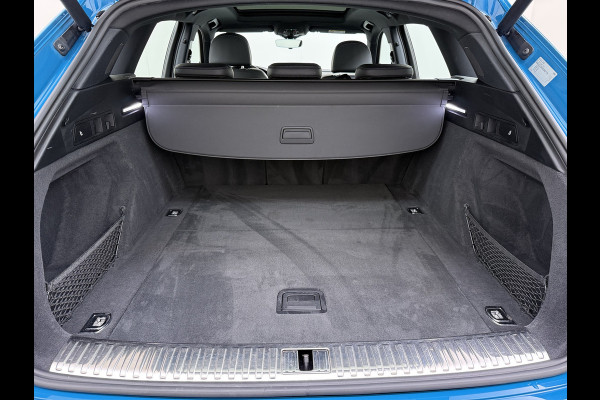 Audi e-tron 55 Quattro Advanced Pro Line Plus Edition One 95kWh SOH 91% 408PK Virtual Mirrors Bang&Olufsen® Trekhaak Panoramadak Leder+Geven Apple Carplay Android Auto Tour pakket DAB Elek.Achterklep Akoestisch zijruiten Matrix-Led Lmv 20" Luchtvering 1.800KG Trekgewicht