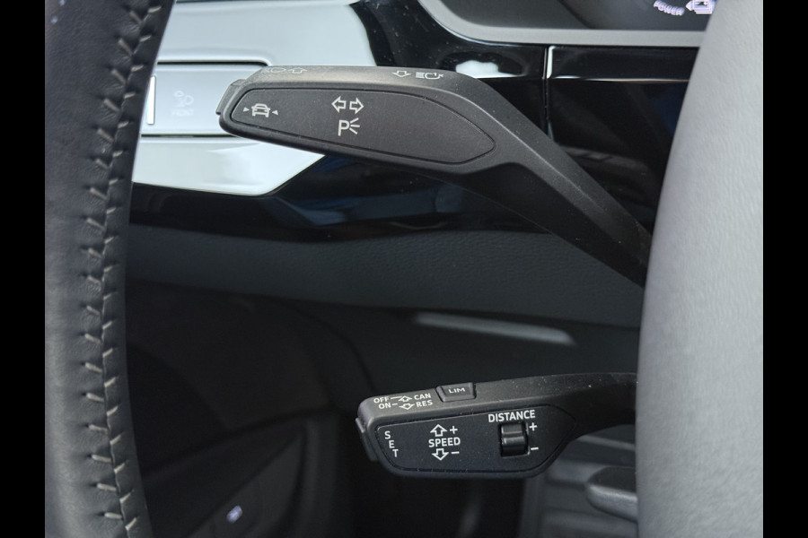 Audi e-tron 55 Quattro Advanced Pro Line Plus Edition One 95kWh SOH 91% 408PK Virtual Mirrors Bang&Olufsen® Trekhaak Panoramadak Leder+Geven Apple Carplay Android Auto Tour pakket DAB Elek.Achterklep Akoestisch zijruiten Matrix-Led Lmv 20" Luchtvering 1.800KG Trekgewicht