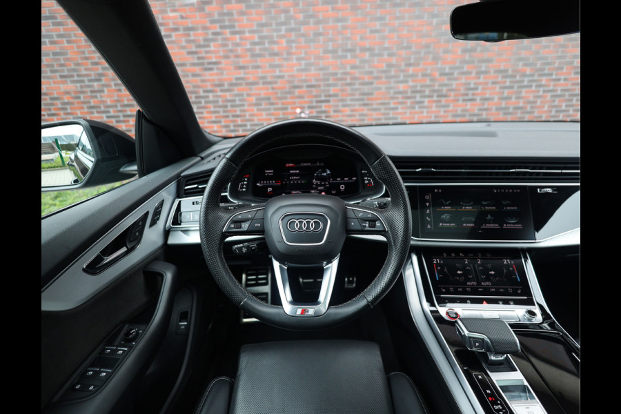 Audi SQ8 4.0 TFSI quattro | Pano - B&O - HUD
