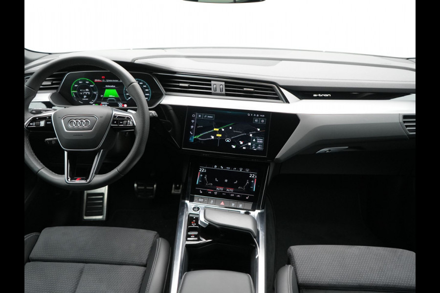 Audi Q8 e-tron 55 quattro S Line 114 kWh Dealer O.H | Trekhaak Afn. | Luchtvering | 360 Camera | Head Up | Adaptive Cruise | Matrix LED | Alcantara Sportstoelen Verwarmd | Apple Carplay | Keyless | Blis | Navigatie | Virtual | DAB | 20"L.M |
