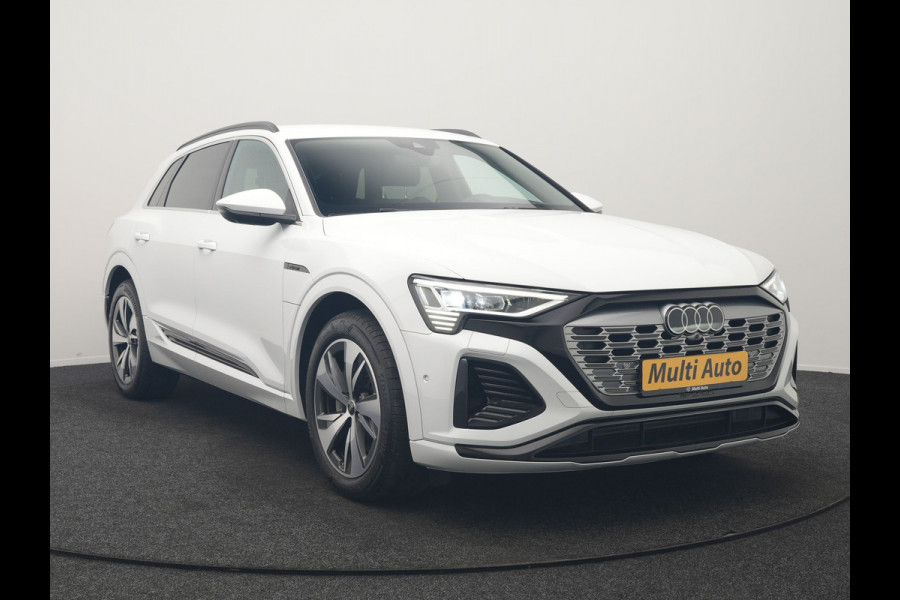 Audi Q8 e-tron 55 quattro S Line 114 kWh Dealer O.H | Trekhaak Afn. | Luchtvering | 360 Camera | Head Up | Adaptive Cruise | Matrix LED | Alcantara Sportstoelen Verwarmd | Apple Carplay | Keyless | Blis | Navigatie | Virtual | DAB | 20"L.M |