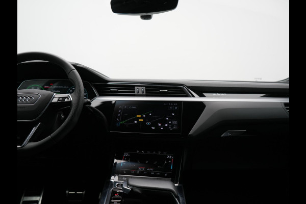 Audi Q8 e-tron 55 quattro S Line 114 kWh Dealer O.H | Trekhaak Afn. | Luchtvering | 360 Camera | Head Up | Adaptive Cruise | Matrix LED | Alcantara Sportstoelen Verwarmd | Apple Carplay | Keyless | Blis | Navigatie | Virtual | DAB | 20"L.M |