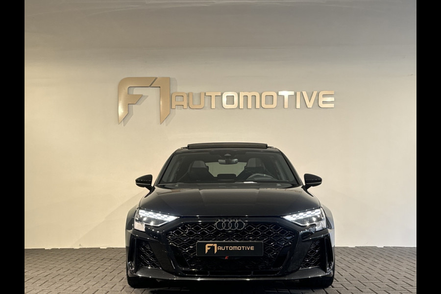 Audi RS3 Sportback 2.5 TFSI quattro Pano|Sonos|Carbon|Kuipstoelen|Hulk