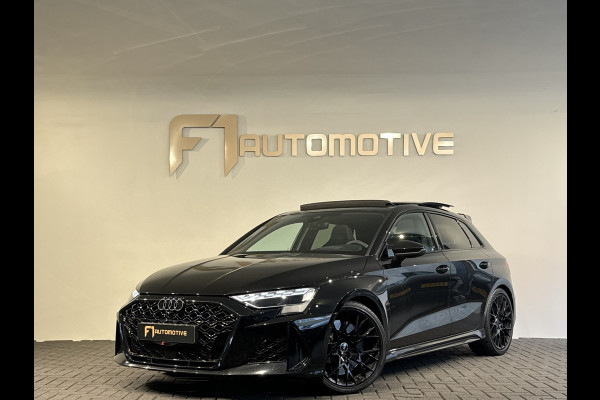 Audi RS3 Sportback 2.5 TFSI quattro Pano|Sonos|Carbon|Kuipstoelen|Hulk
