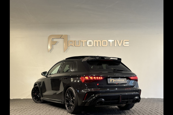 Audi RS3 Sportback 2.5 TFSI quattro Pano|Sonos|Carbon|Kuipstoelen|Hulk