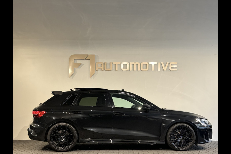 Audi RS3 Sportback 2.5 TFSI quattro Pano|Sonos|Carbon|Kuipstoelen|Hulk