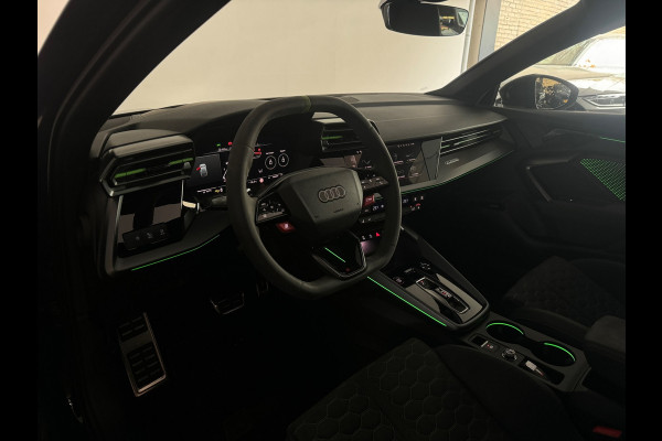 Audi RS3 Sportback 2.5 TFSI quattro Pano|Sonos|Carbon|Kuipstoelen|Hulk