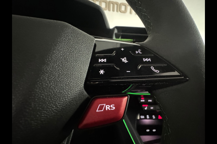 Audi RS3 Sportback 2.5 TFSI quattro Pano|Sonos|Carbon|Kuipstoelen|Hulk