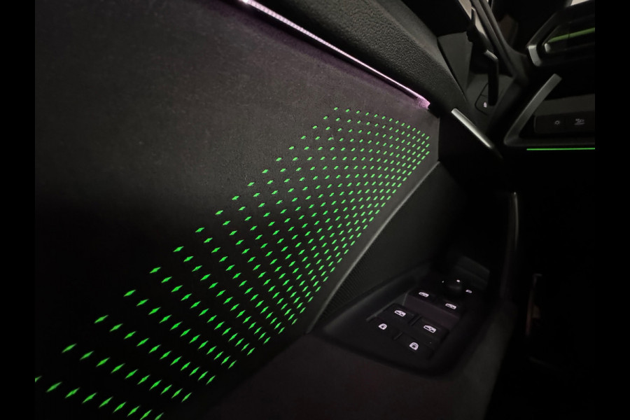 Audi RS3 Sportback 2.5 TFSI quattro Pano|Sonos|Carbon|Kuipstoelen|Hulk