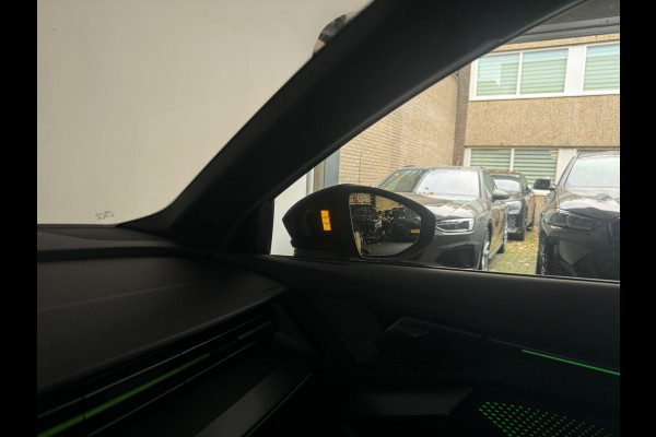 Audi RS3 Sportback 2.5 TFSI quattro Pano|Sonos|Carbon|Kuipstoelen|Hulk