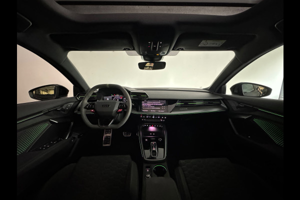 Audi RS3 Sportback 2.5 TFSI quattro Pano|Sonos|Carbon|Kuipstoelen|Hulk