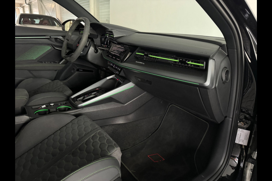 Audi RS3 Sportback 2.5 TFSI quattro Pano|Sonos|Carbon|Kuipstoelen|Hulk