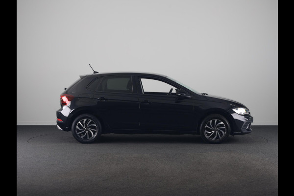 Volkswagen Polo 1.0 TSI Life 95 pk | Navigatie via App | Parkeersensoren | Adaptieve cruise control | LED koplampen | Apple Carplay/Android Auto |
