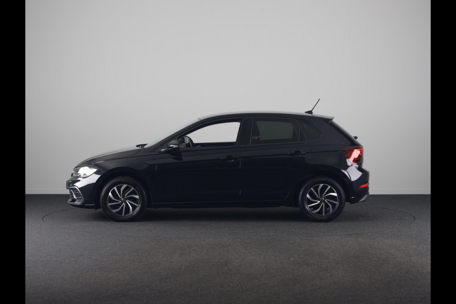 Volkswagen Polo 1.0 TSI Life 95 pk | Navigatie via App | Parkeersensoren | Adaptieve cruise control | LED koplampen | Apple Carplay/Android Auto |