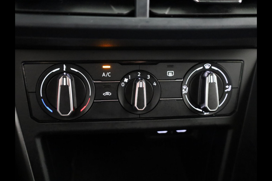 Volkswagen Polo 1.0 TSI Life 95 pk | Navigatie via App | Parkeersensoren | Adaptieve cruise control | LED koplampen | Apple Carplay/Android Auto |