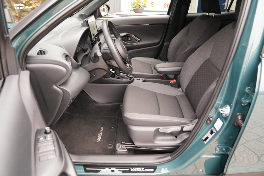 Toyota Yaris Cross 1.5 Hybrid 115 Dynamic|Prijs rijklaar incl fabrieksgarantie|Stoel/Stuurverwarming LMV 17" Clima Camera