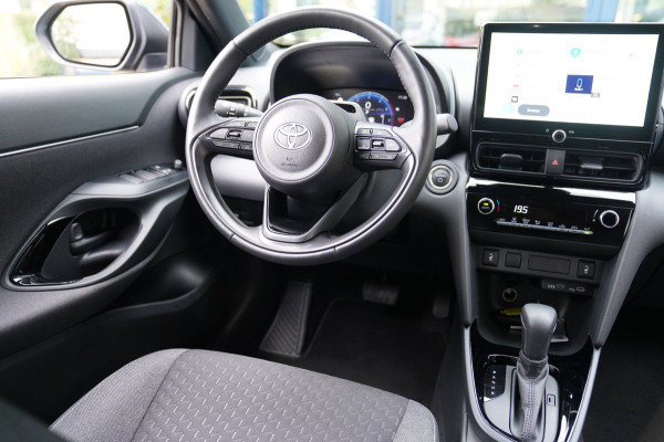 Toyota Yaris Cross 1.5 Hybrid 115 Dynamic|Prijs rijklaar incl fabrieksgarantie|Stoel/Stuurverwarming LMV 17" Clima Camera