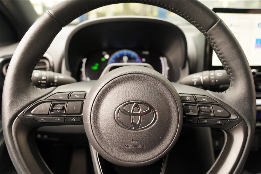 Toyota Yaris Cross 1.5 Hybrid 115 Dynamic|Prijs rijklaar incl fabrieksgarantie|Stoel/Stuurverwarming LMV 17" Clima Camera