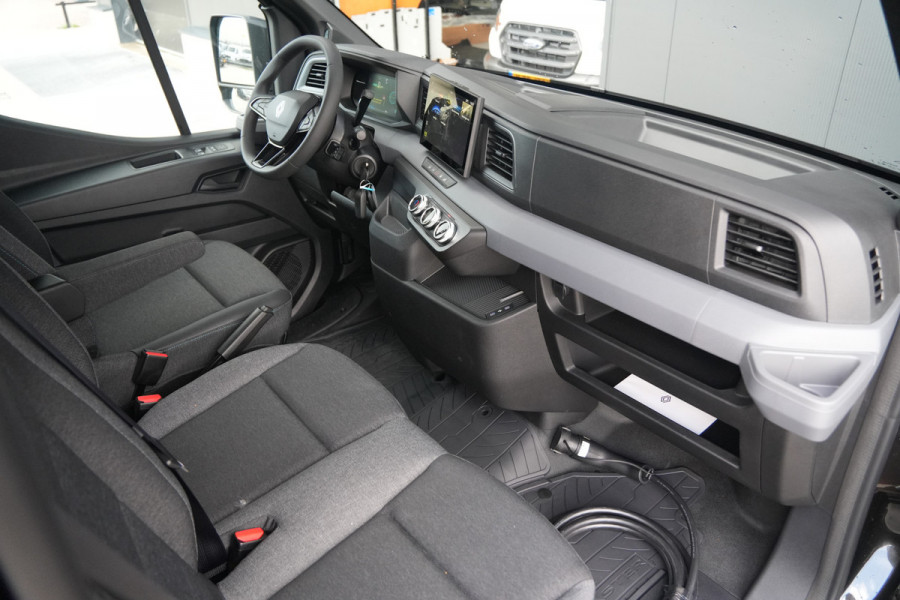 Renault Master E-Tech T35 L2H2 Advance Long Range 87 kWh 143pk - 2x Schuifdeur - Navi - Camera - Betimmering - Trekhaak - Blind Spot - Stoelverwarming