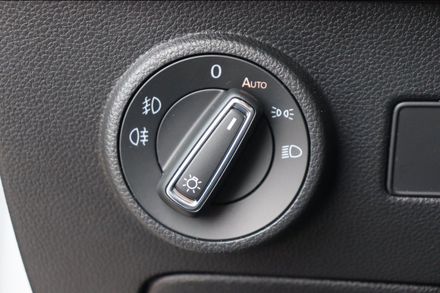 Seat Ateca 1.5 TSI FR Business Intense Org.NL el.stoel+mem+vw stuurverw. parkeerhulp el.klep camera's